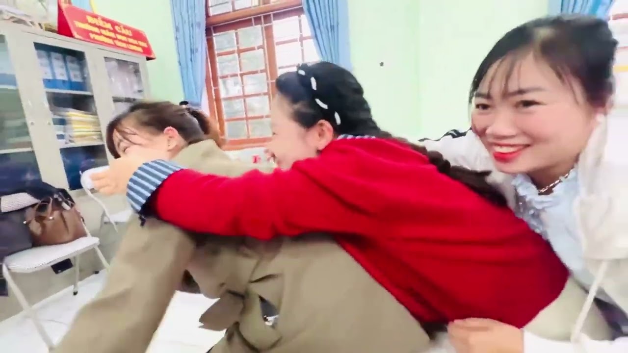 ngày 25 tháng 2, 2026