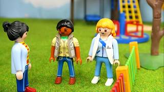 Playmobil 24 | El tío Nacho nos visita en el cole y conoce a Eva!!! Playmobil en español