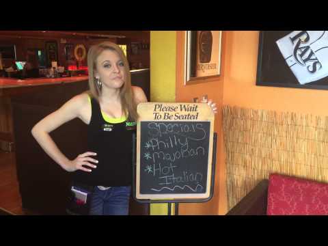 Monday Lunch Special at Mojo's Wings Burgers Beer in Lakeland