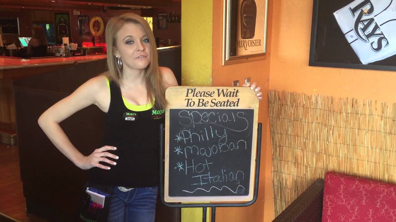 Monday Lunch Special at Mojo's Wings Burgers Beer in Lakeland YouTube