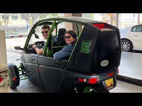 Taking Arcimoto FUV to In-N-Out Burger As One Does in SoCal