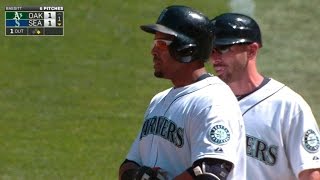 OAK@SEA: Mariners score four runs in the 1st inning