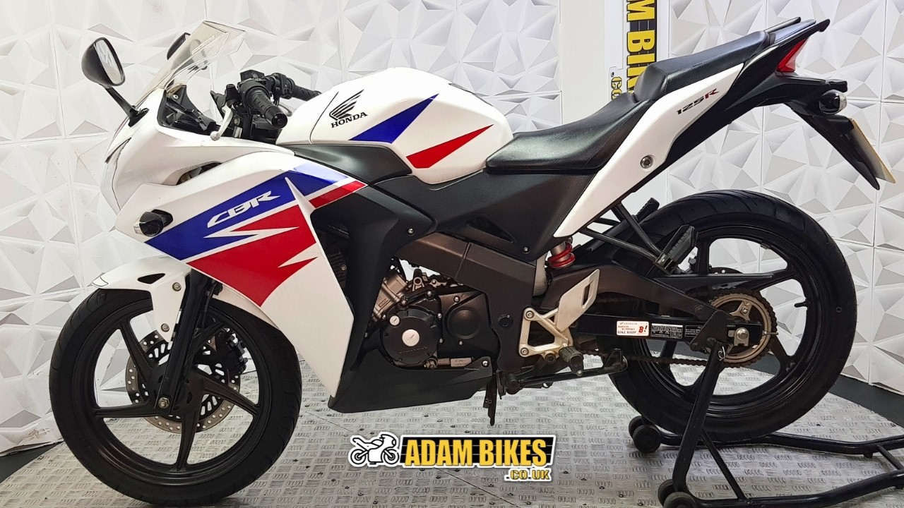 2013 HONDA CBR125R | WWW.ADAMBIKES.CO.UK - YouTube 2013 HONDA CBR125R | WWW.ADAMBIKES.CO.UK - YouTube