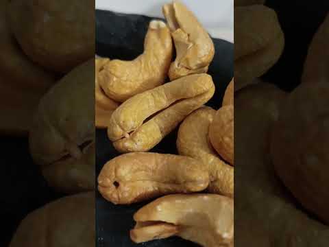 معلومة مهمة فوائد المكسرات تساعد في التحكم بالوزن لاحتوائها على الألياف جربوها