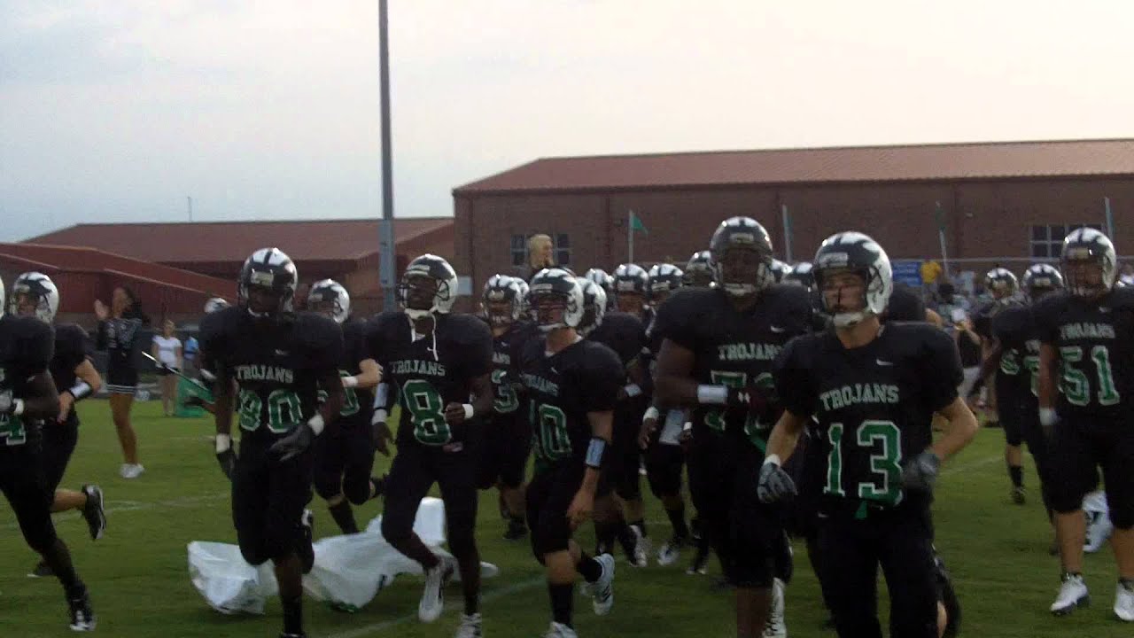 Trojans arrive for game against North Myrtle Beach.MOV