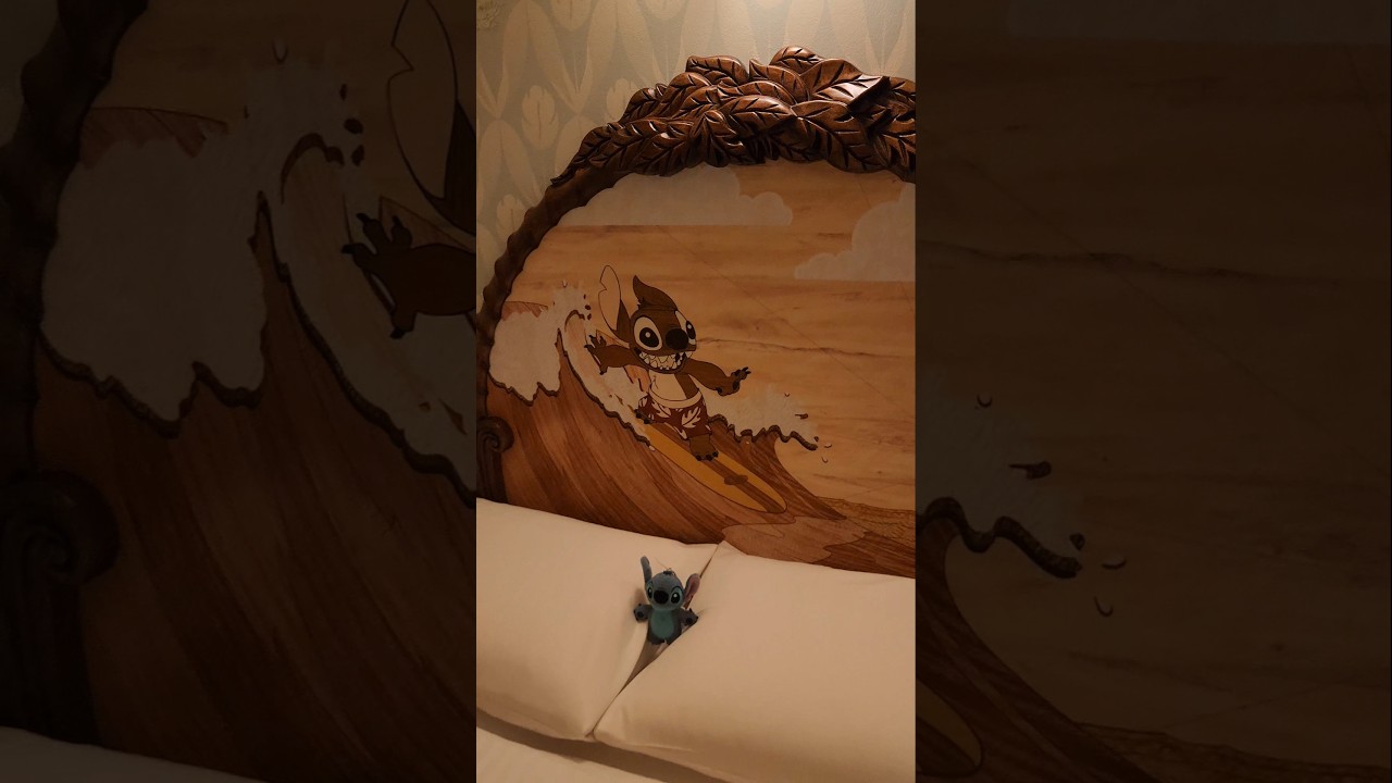 DISNEY AMBASSADOR HOTEL- Stitch Room