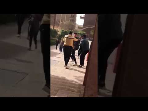 حناقة بين ولد وبنت في جامعة حلوان شتايم ١٨ 