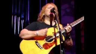 Watch Indigo Girls Come On Home video