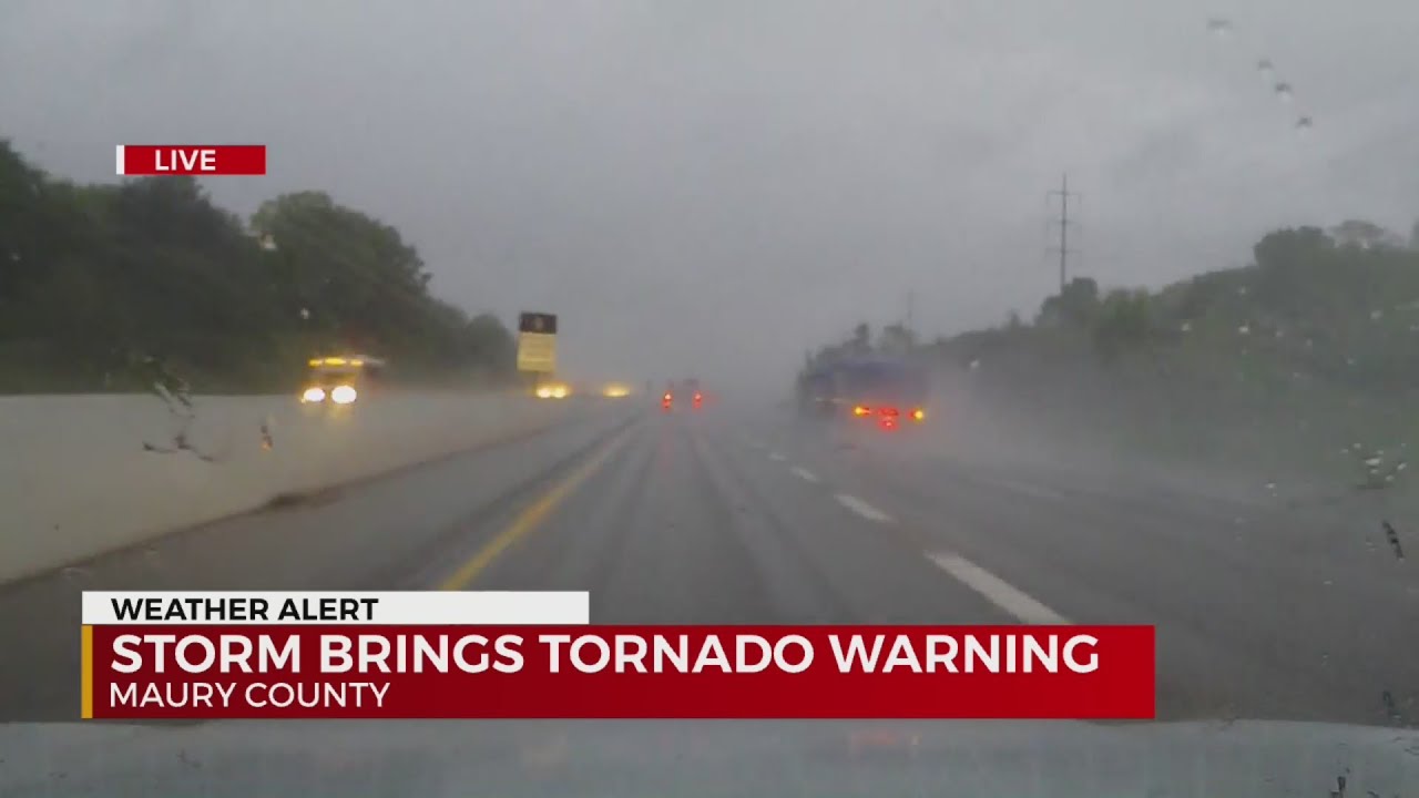 Storm brings tornado warning in Maury County - YouTube