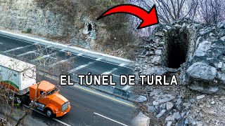 ¿Que Hay dentro de este misterioso TÚNEL junto a la carretera? | #colima #urbexmx