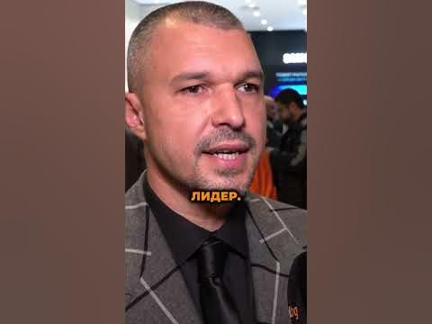 Коледните и новогодишни пожелания на Валери Божинов - YouTube