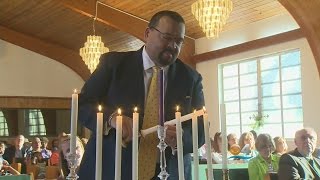 Local Congregants Hold Prayer Vigil For Church Shooting Victims