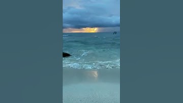 قراءة جميله جدا للقارئ عبدالله المطرود