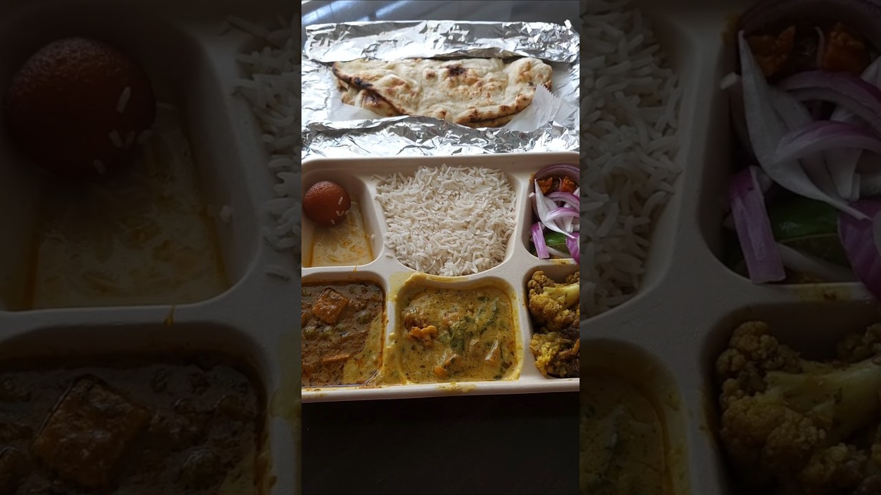 North Indian Veg Thali @ Honest Restaurant, Irving for $15.99! Decent! 