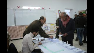 الجزائر على موعد مع انتخابات رئاسية يتوقع أن تشهد مقاطعة واسعة