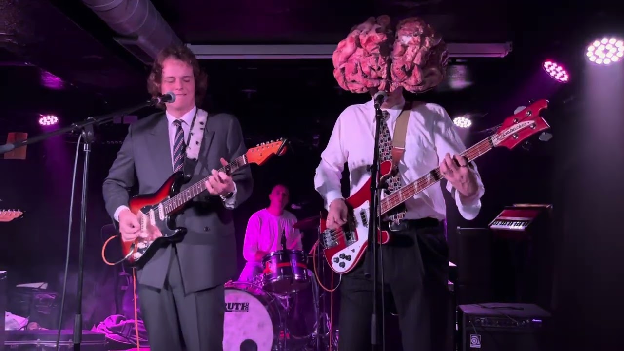 World News - Mindsnap - live @ Nice N Sleazy, Glasgow, Scotland (21/11/25)