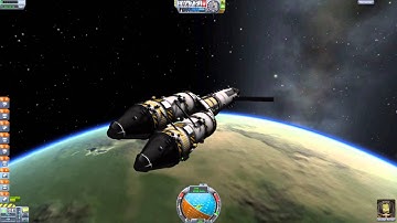 Kerbal Space Program - Heavy retrograde lift rocket and rescure ship.