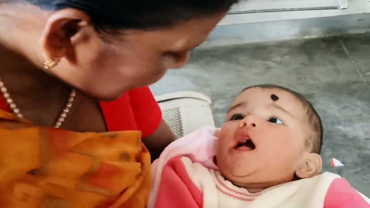 मेरी मां से गहरी बातचीत करती हुई मेरी बेटी 🤣🤣|My daughter having a deep conversation with my mother