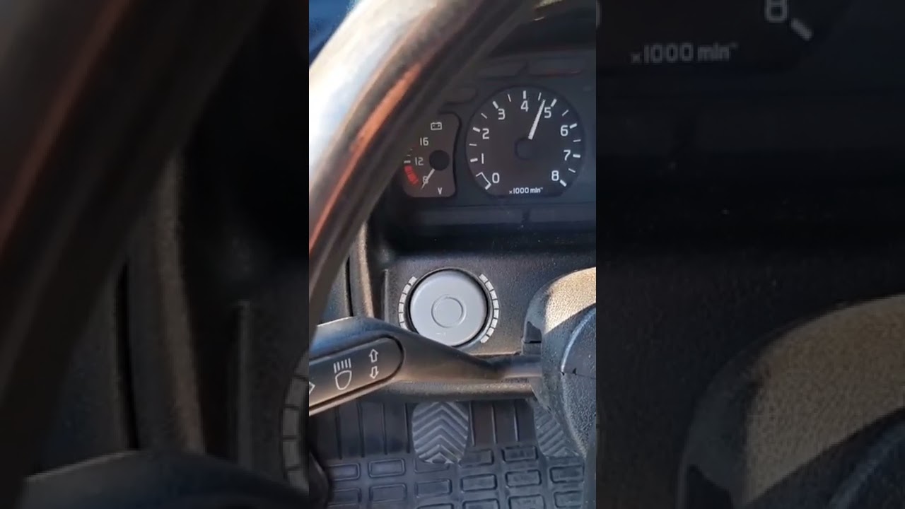 Звук выхлопа Волги. Кто понял что под капотом? - YouTube