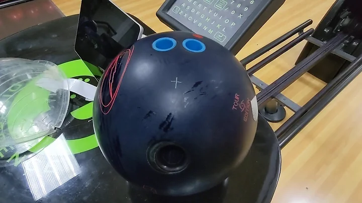How to Find the Bowlers Axis Point (PAP) With a Piece of Tape