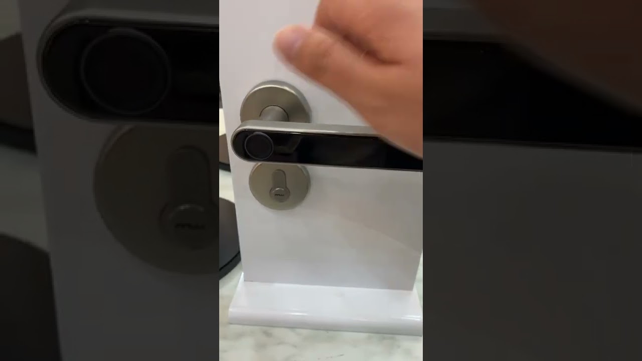 ERAY Smart Home 🏡 Bedroom Fingerprint Lock ❤️🔥.    