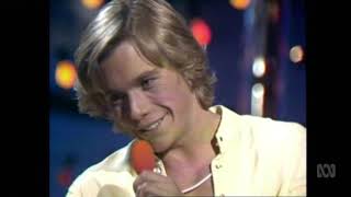 Video thumbnail of "Christopher Atkins - 'How Can I Live Without Her' (Countdown 29/8/82)"