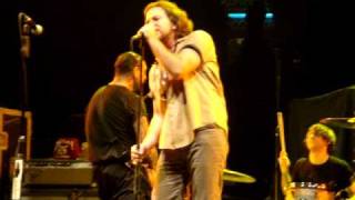 Social Distortion "Ball & Chain" with Eddie Vedder and Mike McCready - 10/28/09 chords