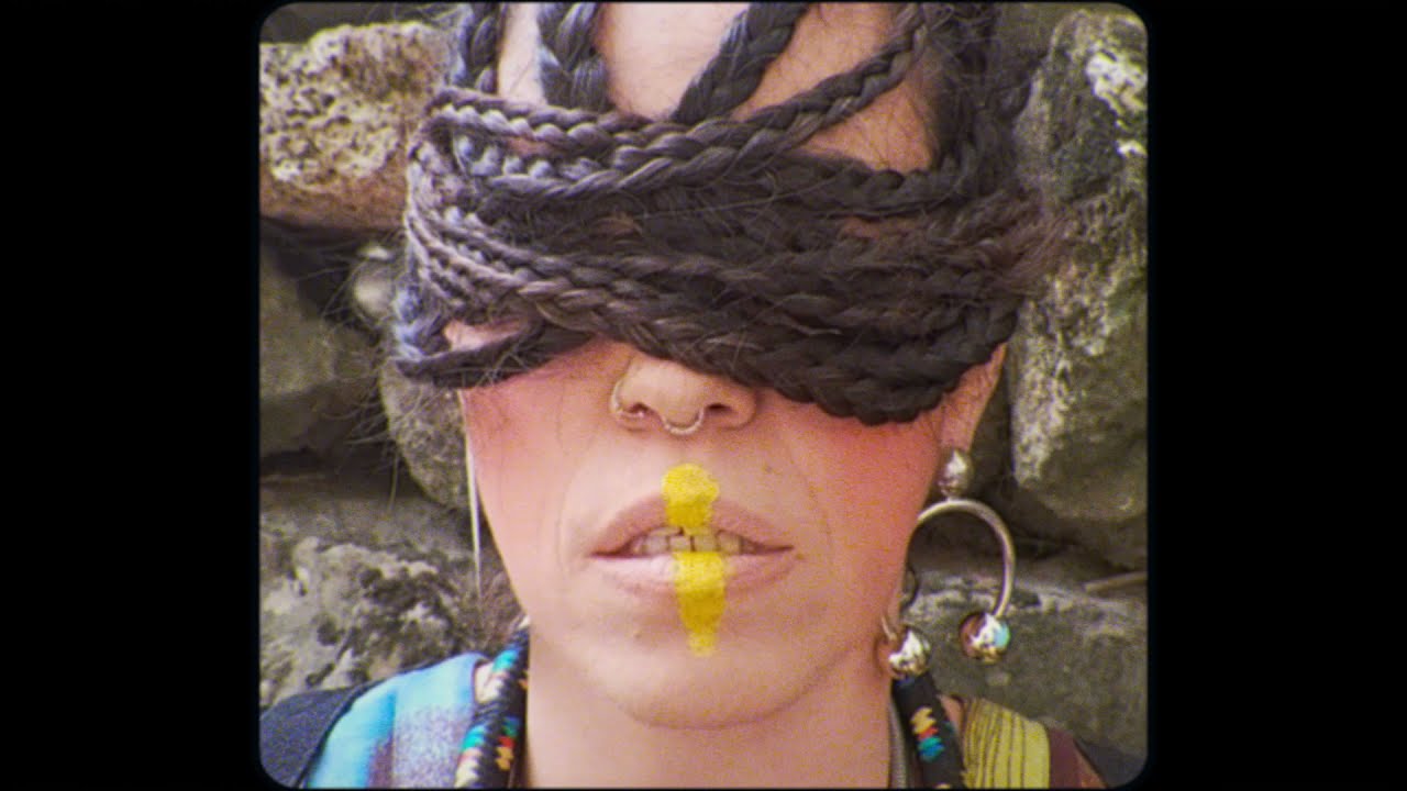 Radio Pandora - Yellow Spoon