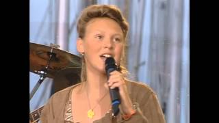 Video thumbnail of "Sanna Nielsen: "Till en fågel" (Sweden, 1996)"