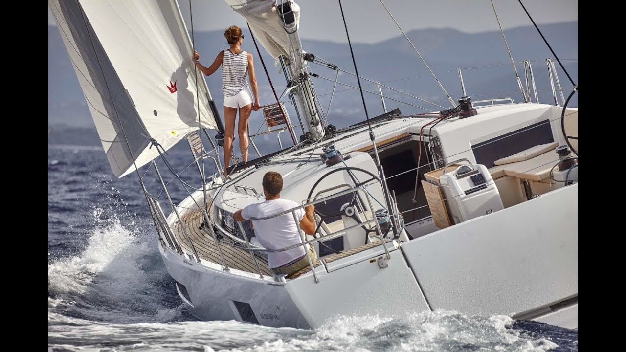 Full Walk Through on the New 2018 Jeanneau 490 By: Ian Van Tuyl