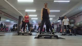 :     / STEP AEROBICS