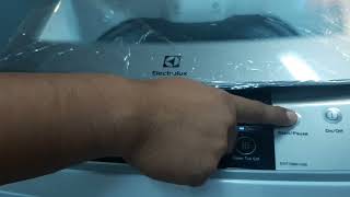 How to use Electrolux Cyclonic Part 1