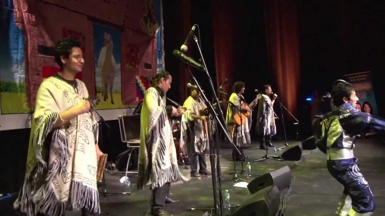 Saya Sensual - LOS KJARKAS en vivo (Tour Europa 2012)