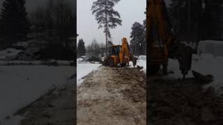 Аренда экскаватора-погрузчика с гидромолотом в СТК МИЛСТРОЙ видео аренда экскаватора погрузчика