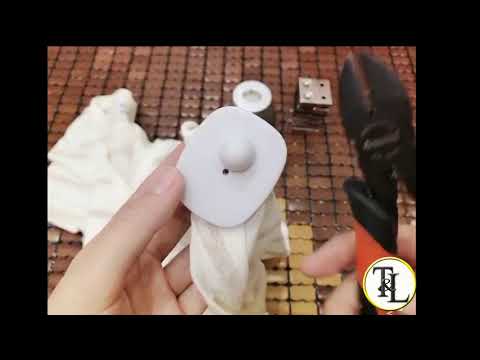 Video 3 Cách Tháo Chip Từ Quần Áo Đơn Giản Tại Nhà | 3 Ways... - youtube