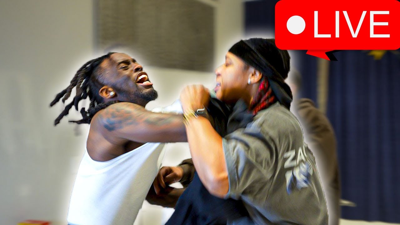 Kai Cenat Gets His Shirt Ripped Off By a Stud *LIVE*