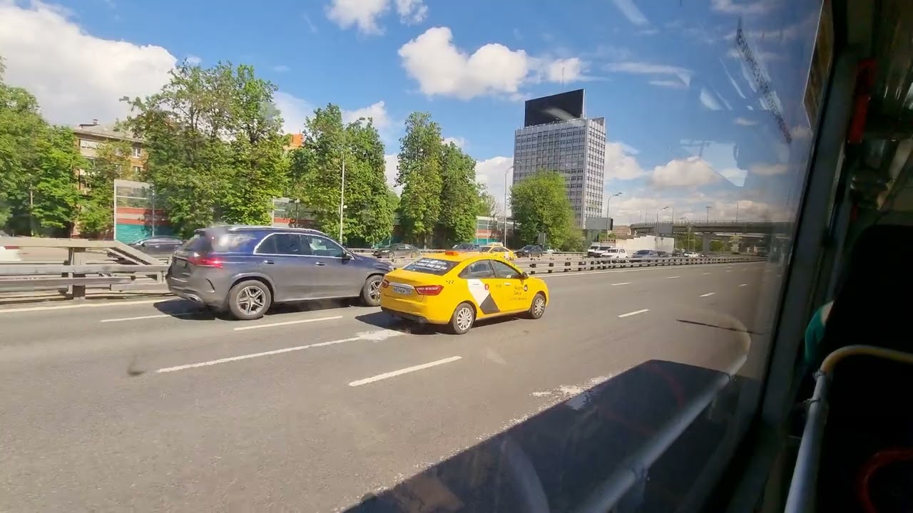 На пригородном автобусе ЛиАЗ 5292.65-03. От Химок до Метро Речной вокзал. Июнь 2022 года.