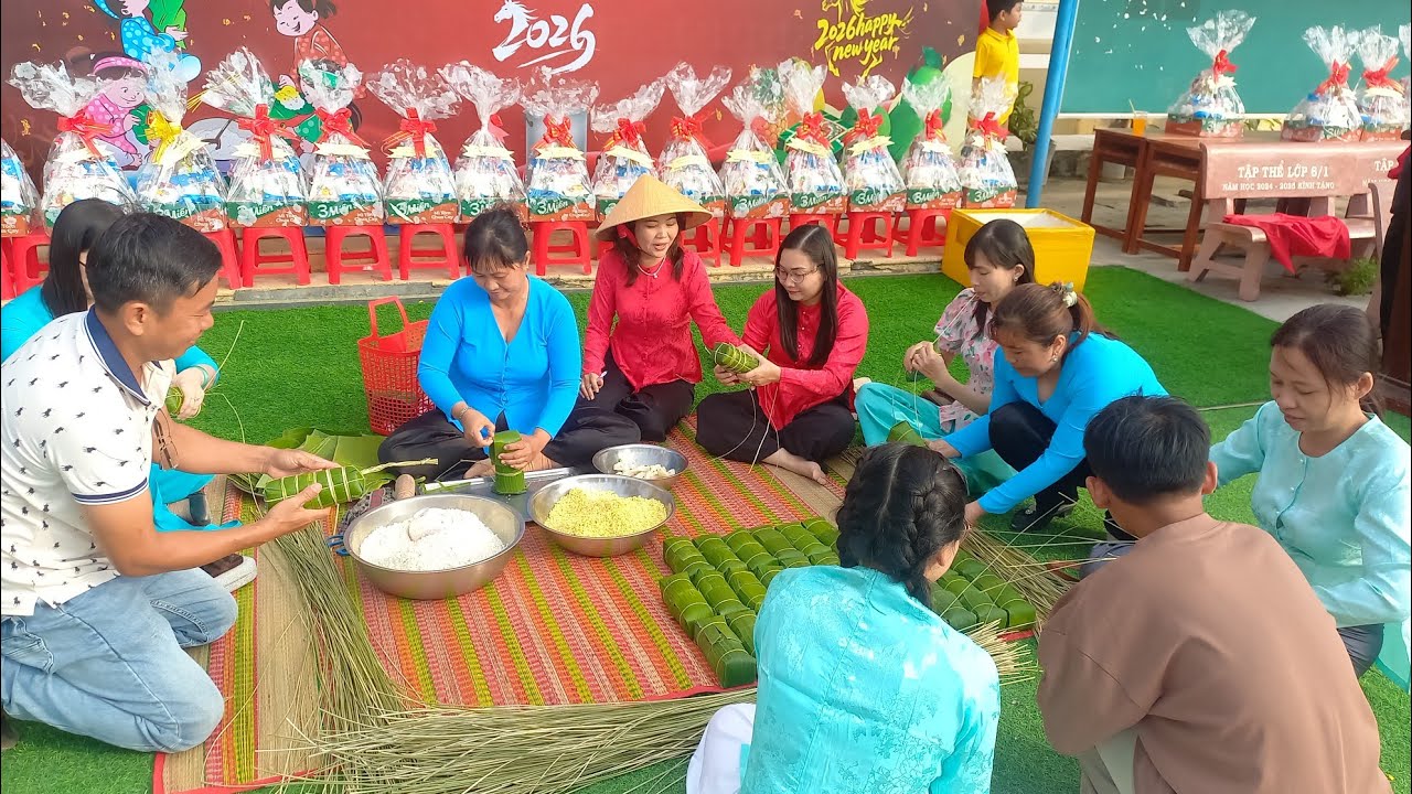  Hội hoa xuân của các Thầy Cô cùng các em học sinh, nhiều món, nhộn nhịp ngày Tết | Bạc Liêu 