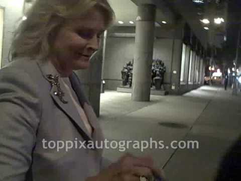 Candice Bergen - Signing Autographs at 'Coco Befor...