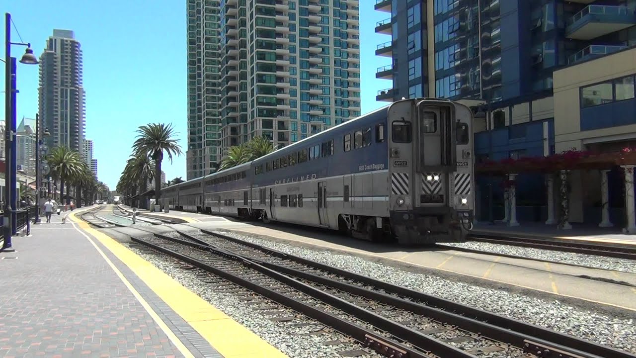 Amtrak 579 With Cacbar 6952 Leading Departs San Diego!