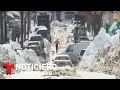 La nieve en las aceras complica la rutina en New York | Noticiero | Noticias Telemundo