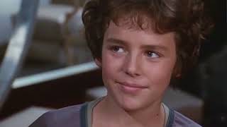 Treasure island in outer space SO1E02