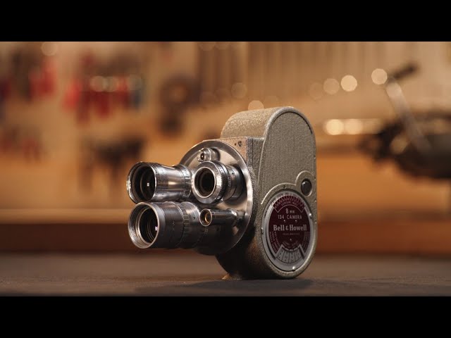 1930's Bell & Howell 134 Double 8mm Film Camera - YouTube