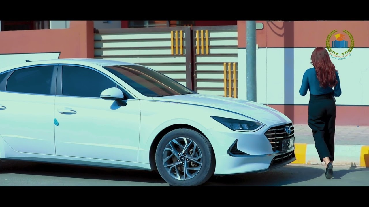 أعلان لصالح مدرسة الرواد الابتدائية الاهلية في مجمع الرواد السكني _ واسط