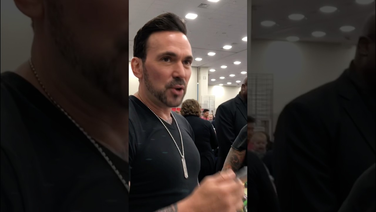 Lord Drakkon is still stuck in spandex! 🤣 