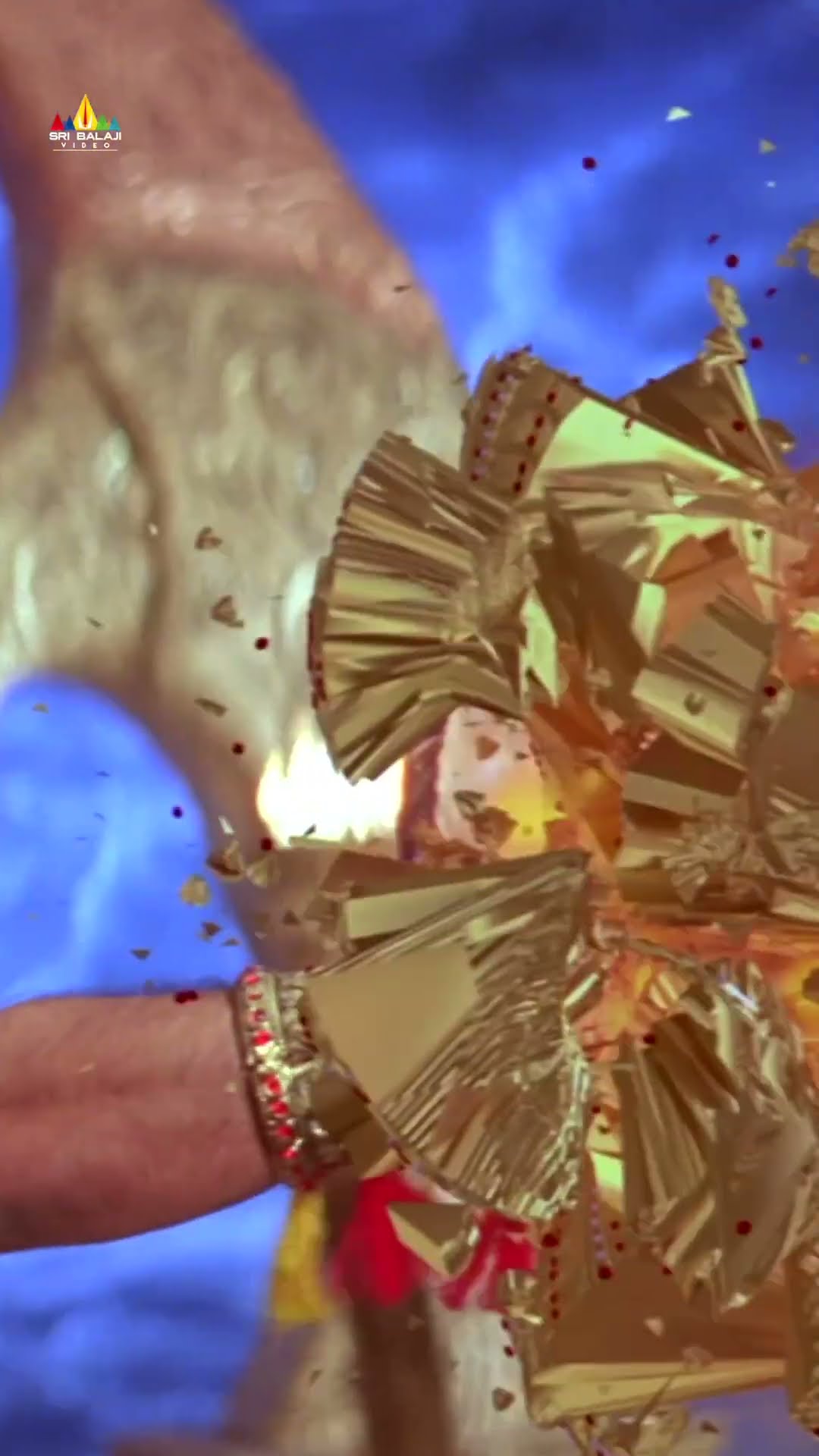 NTR \u0026 Mohan Babu Fight | #yamadonga | #action | #ytshorts | #youtubeshorts | #sribalajivideo