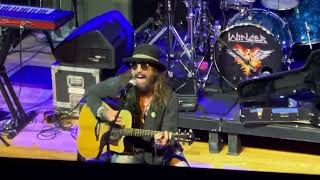 John Corabi  Hooligans Holiday motley Crue Cover  In Providence Ri 7723