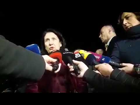 სალომე ზურაბიშვილი გურულებს კალანდას ულოცავს