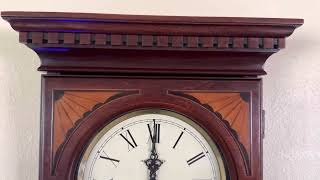 HOWARD MILLER Ambassador Collection Wall Clock . Model 613-637.