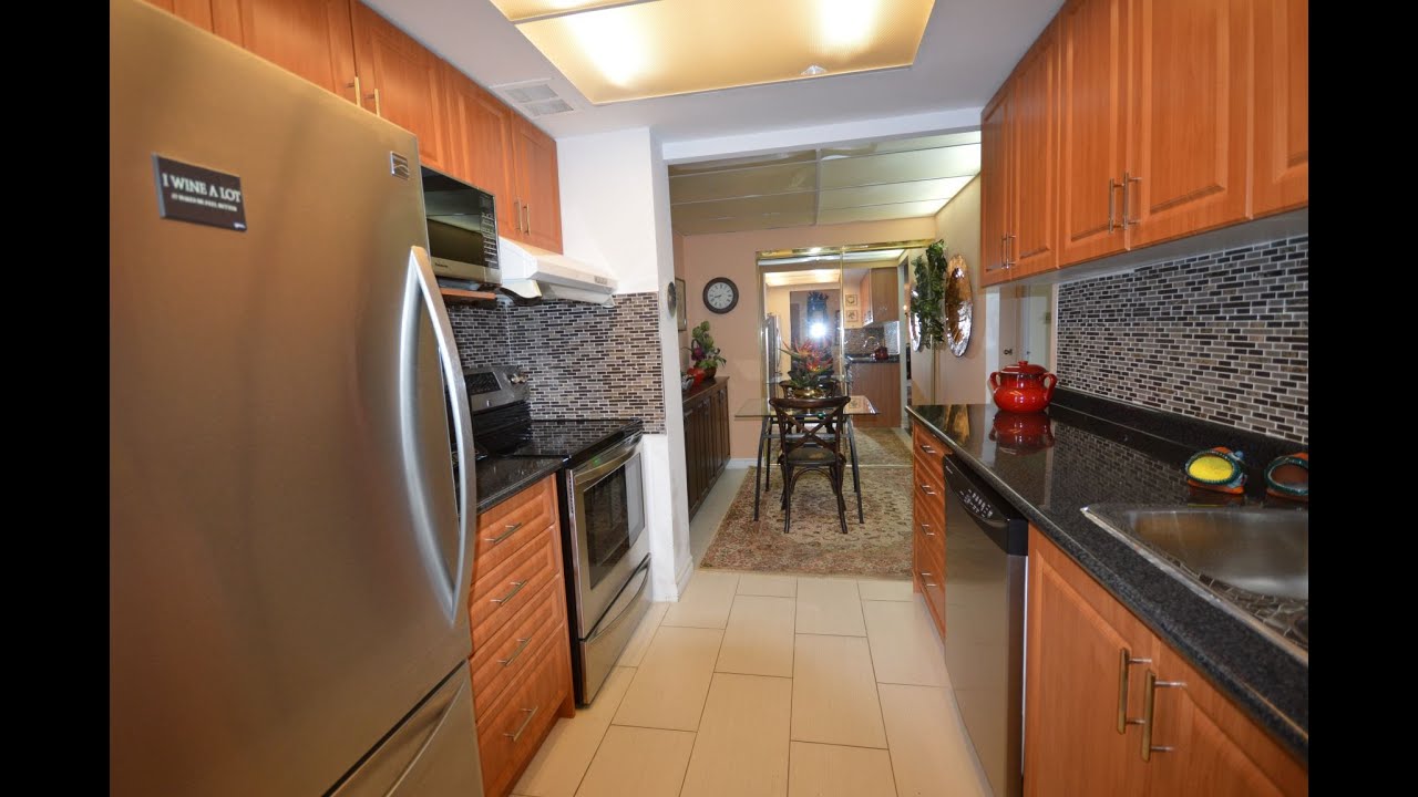 2001-3151 BRIDLETOWNE CIRCLE 2BED+DEN+2 BATHS